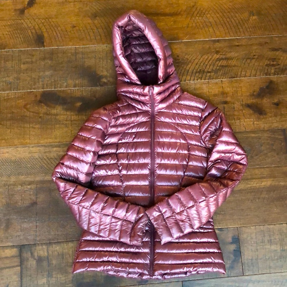 Lululemon Pack It Down Jacket- LIKE NEW!